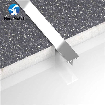 T-formet flisebeklædning i rustfrit stål